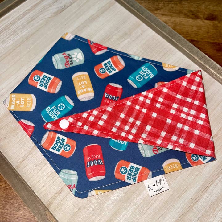 K and M Collars – Engroshandel Bandana - Hund – Doggy Øl Vendbar Plaid Hund Bandana, K og M Kraver1