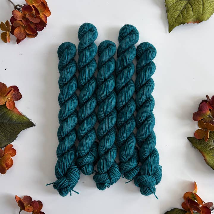 Coates & Co. – Engroshandel Garn – Cottage Sock Garn • 20g Mini Nøde12