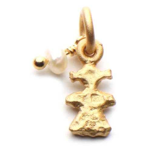 Little Pearl Charm Girl for wholesale by Woo's pure feelings