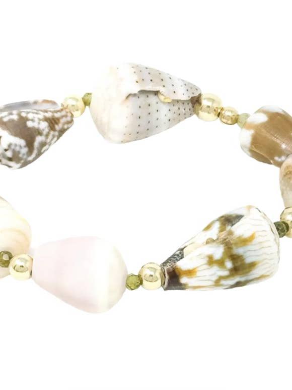 Rekbare Schelp + Groene Granaat Armband voor wholesale door Nani Shells