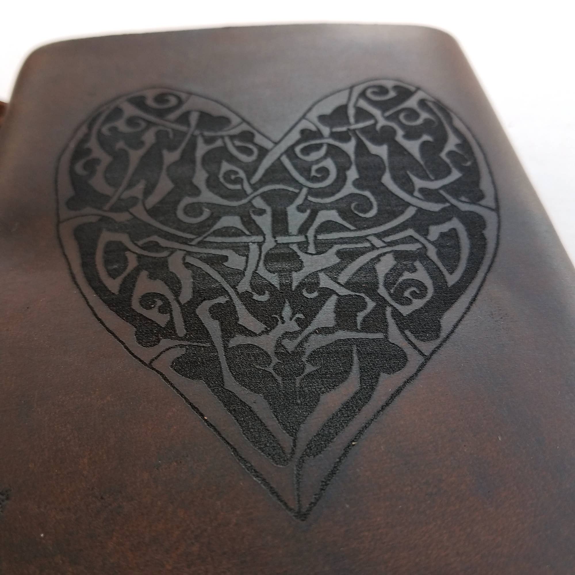 Lyoncraft – Diário por atacado – Jornal de couro celta coração com cordão, papel sem forro6