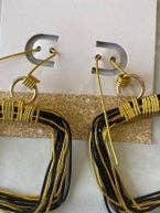 Mini Scribble fyrkantiga örhängen för wholesale av Angela Catirina Jones