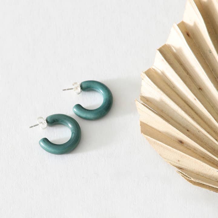 Pernos de Argola Pequena Magda por atacado de Just Trade UK