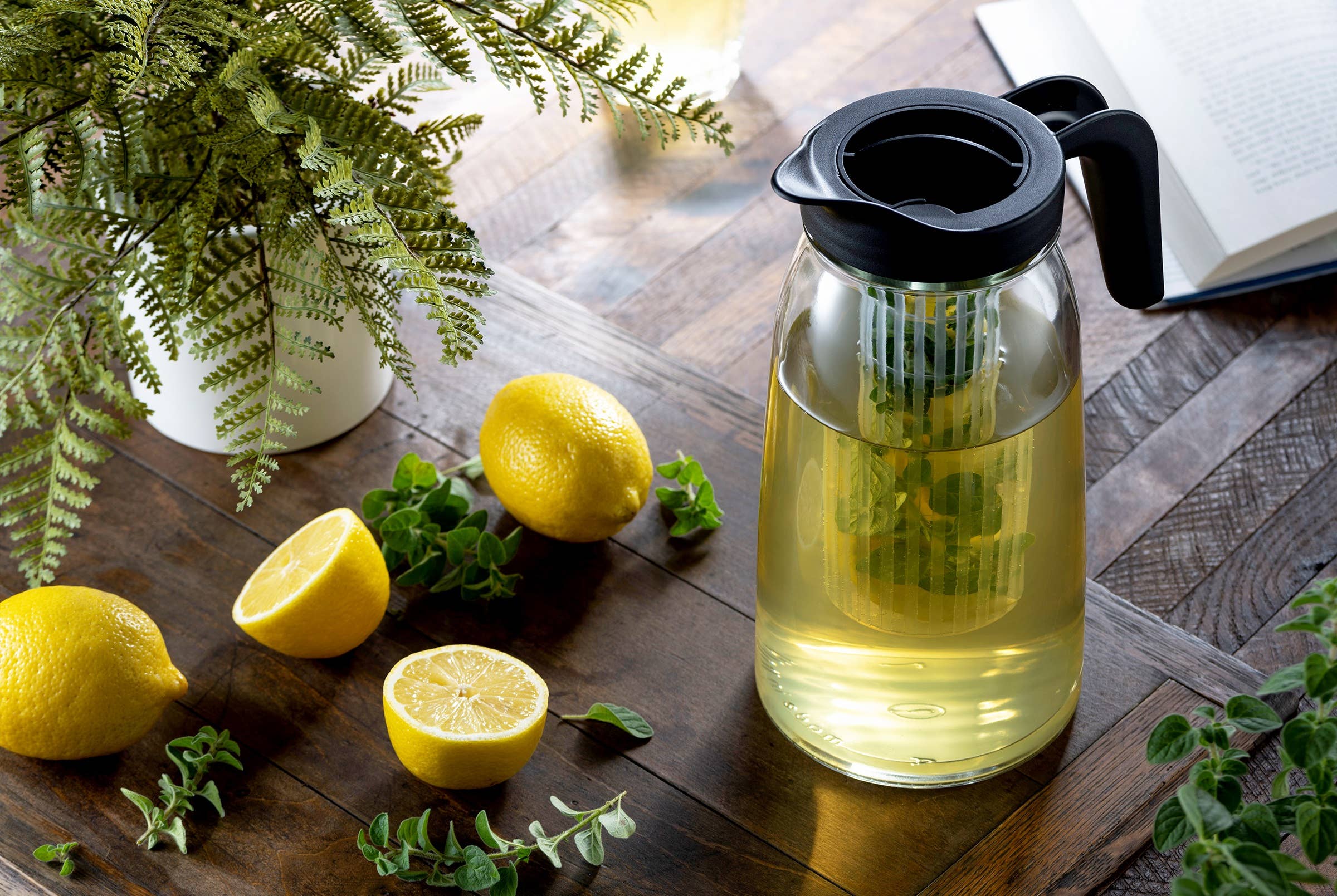 Alpine - Vente Pichets - Pichet en verre 4-en-1 avec infuseur à glace et fruits, avec couvercle15