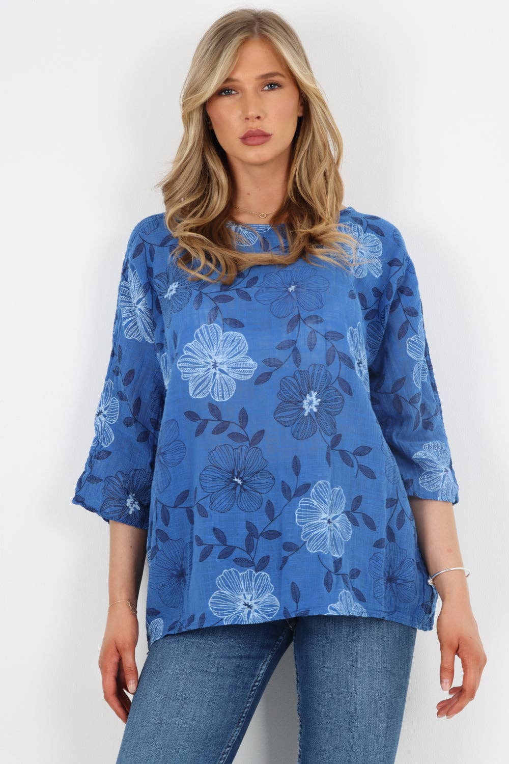 Miss Bold – Engroshandel Tunika - Dame – Italiensk bomuldsoverdel med blomsterprint42