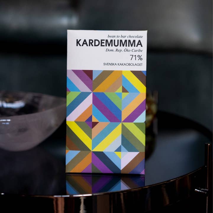 Svenska Kakao - Wholesale Chocolate Bar - Craft Chocolate bar: Cardamom 71% - Swedish bean to bar