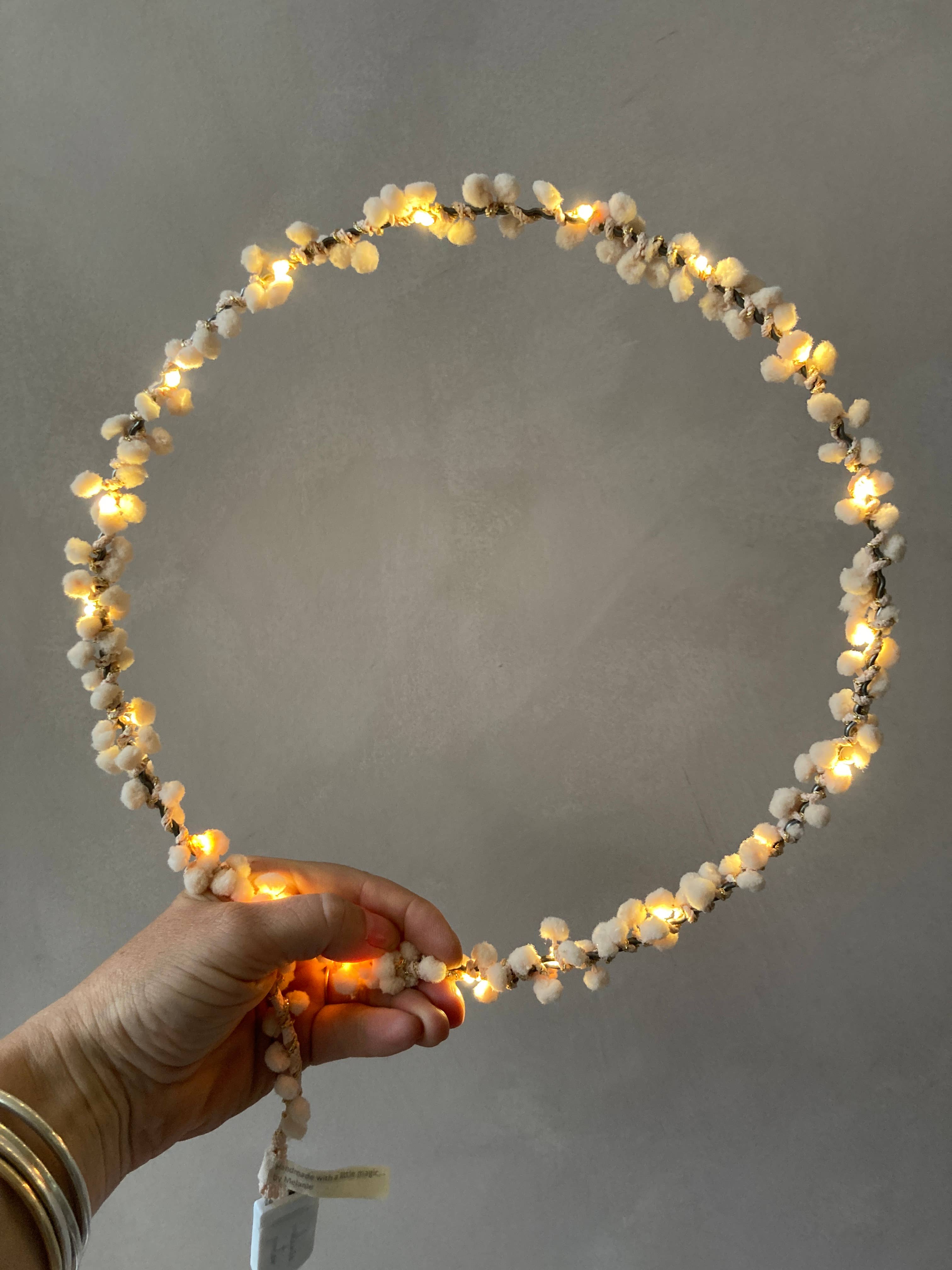 Melanie Porter – wholesale Nattlampa - Barn och baby – Enkel pom pom ljuskrona9