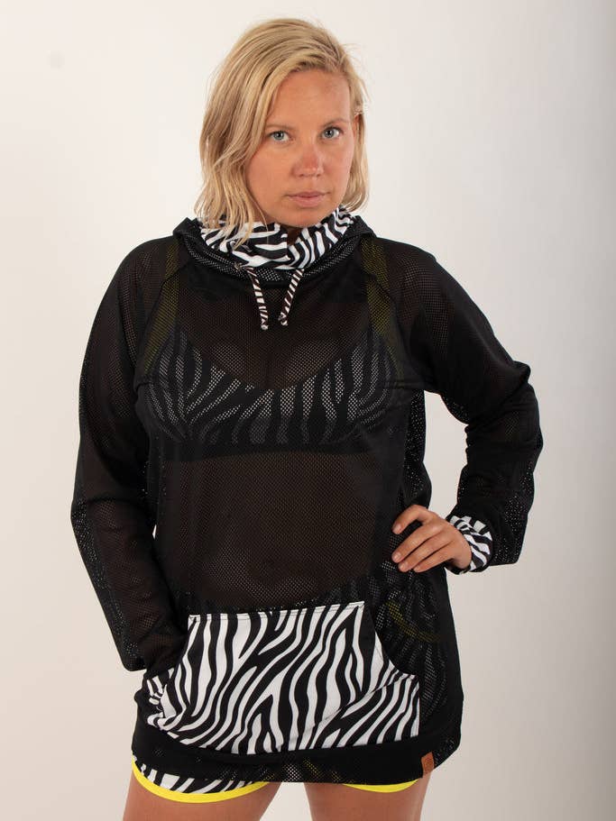 Sweat à capuche « Zebra » Unisexe pour la vente par Alon Clothing