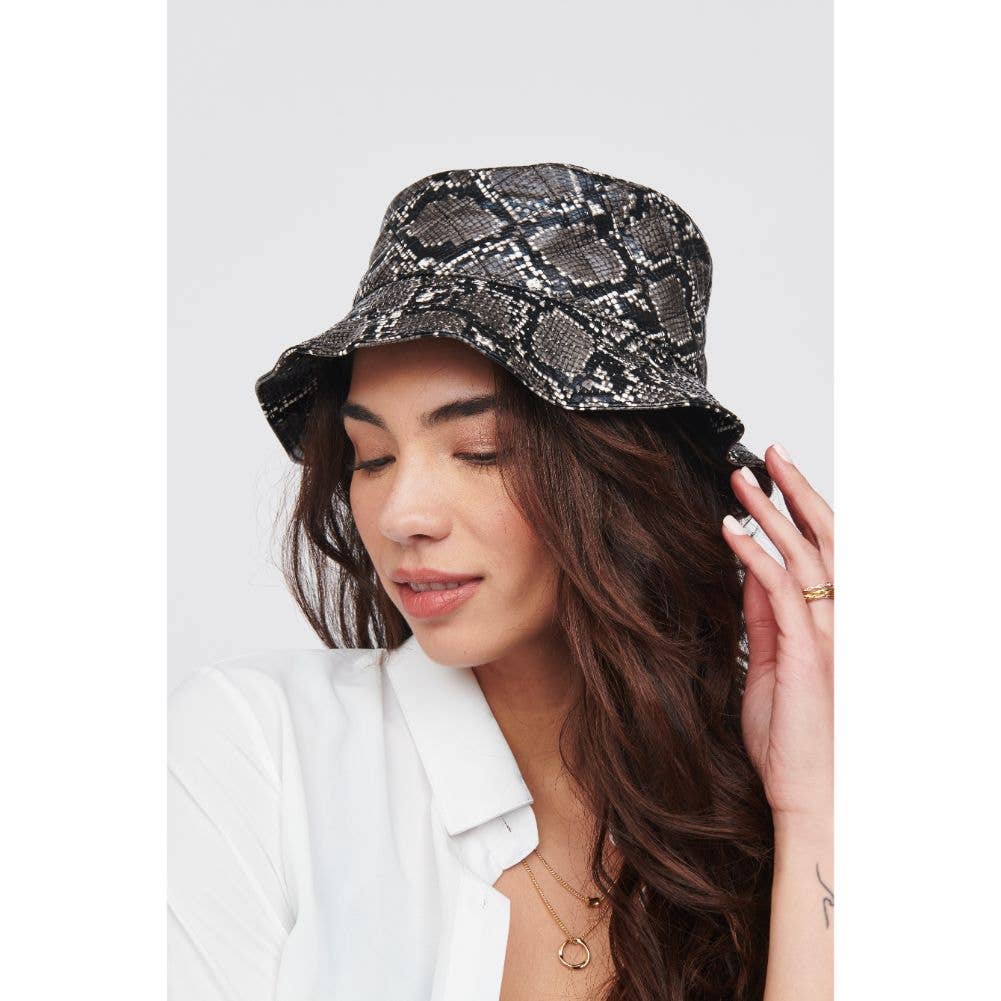 Urban Expressions - Wholesale Bucket Hat - Women's - Quilted Vegan Leather Bucket Hat8