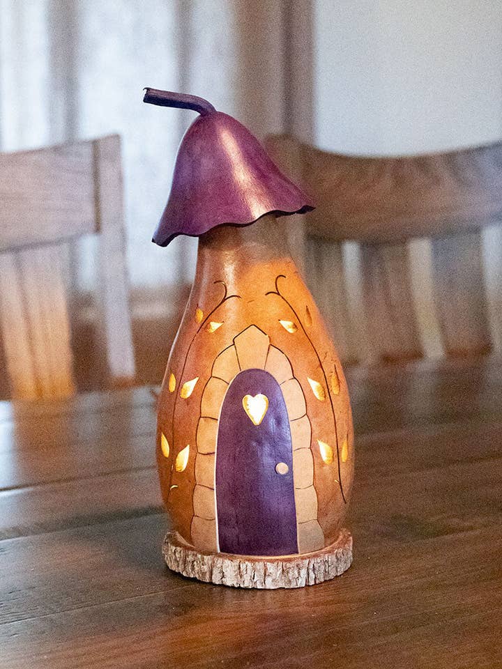 Mushroom Cottage for wholesale by Meadowbrooke Gourds