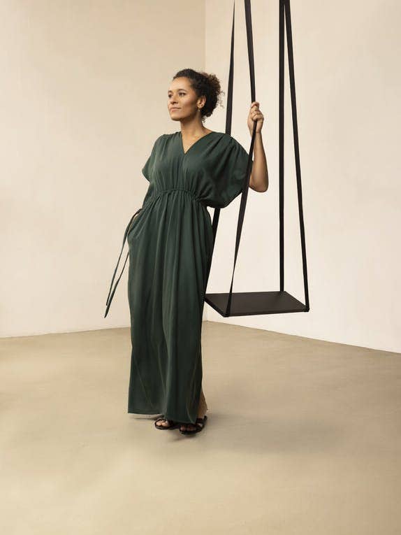 Robe maxi #minime avec poches et taille ajustable pour la vente par notmadeinKINA*