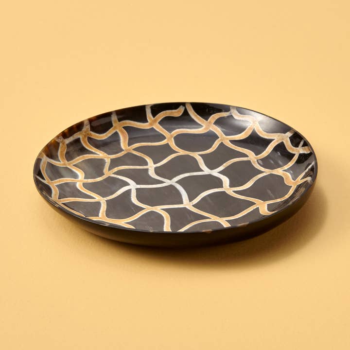 Be Home - Wholesale Decoratief bord/schotel/kom - Hoornplaat met visnet, klein0