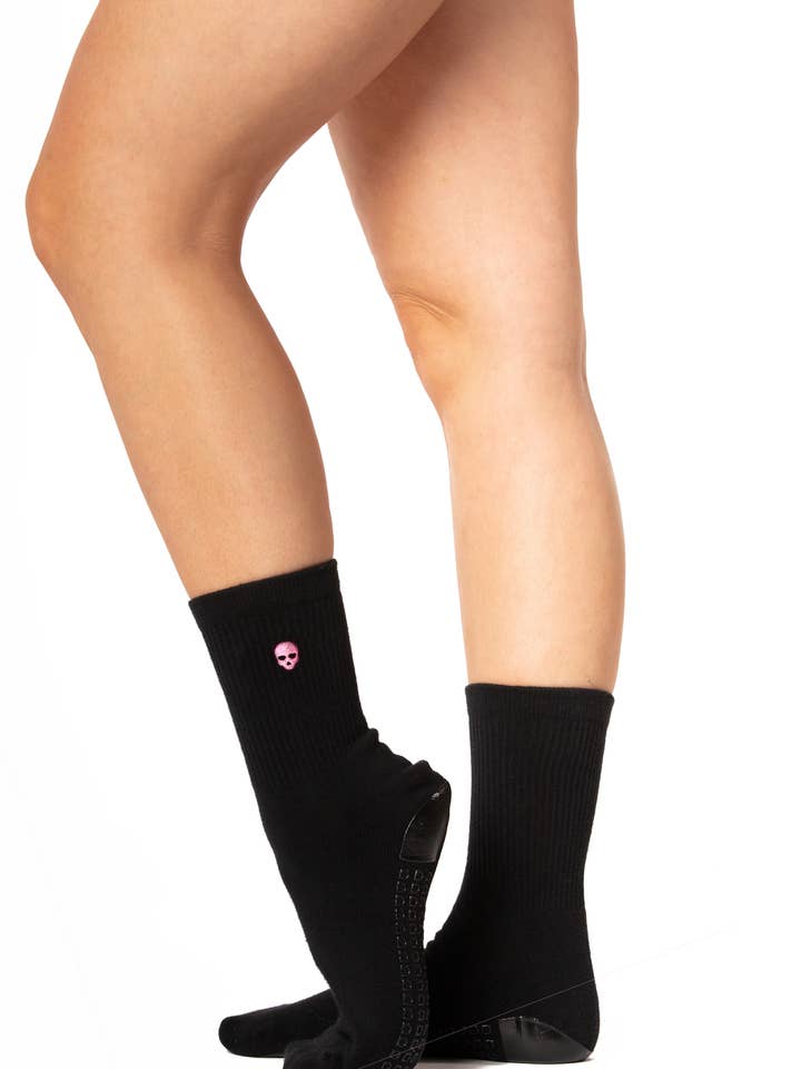 Skull and Bones Grip Sock- Women's for wholesale by Arebesk