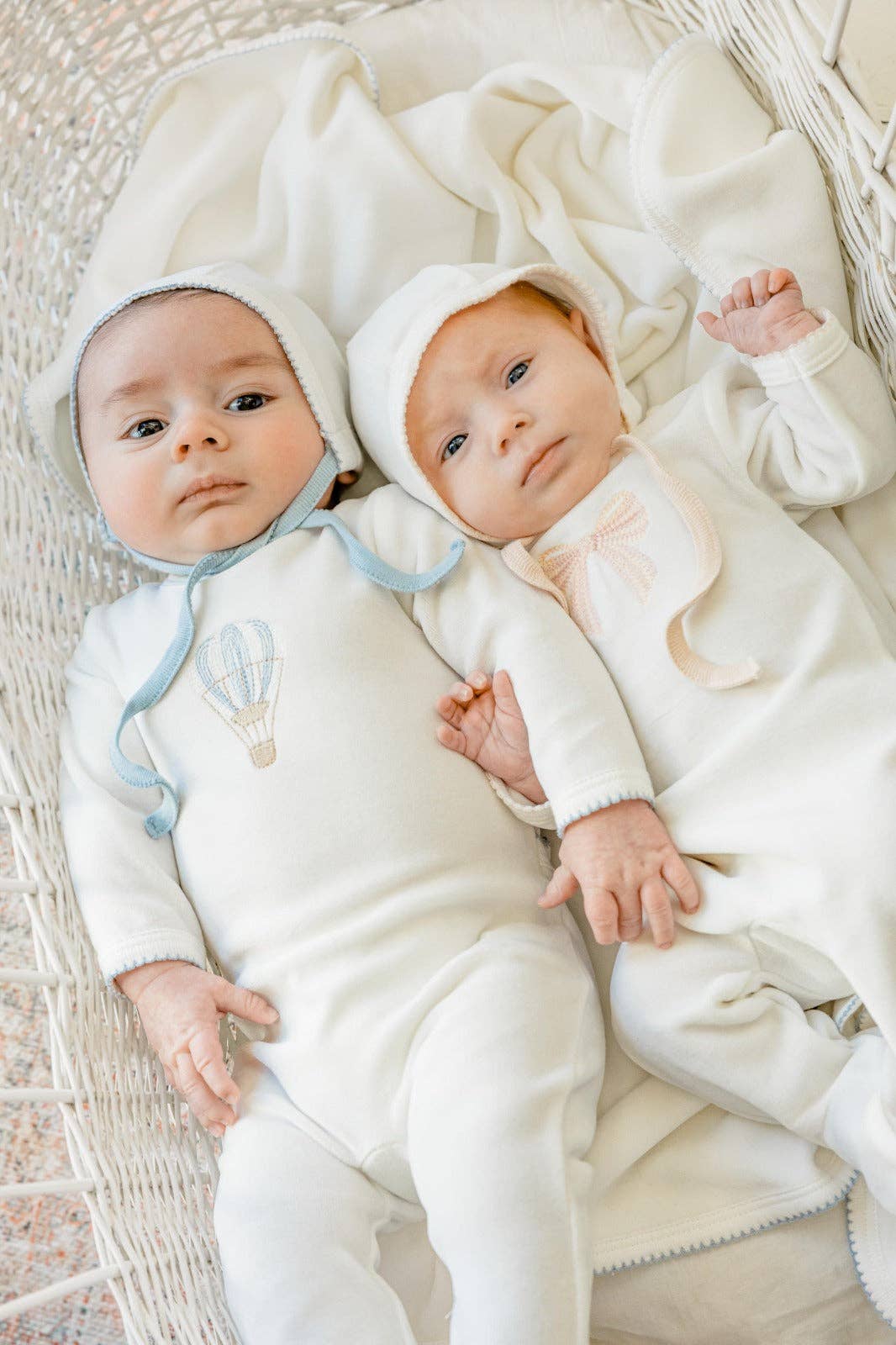 IVO Embroidered Balloon Gift Set for wholesale on Faire3