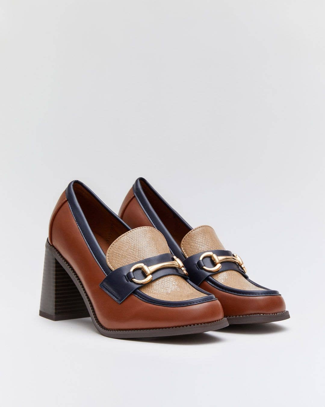 SWEET MAGIC MODA Y COMPLEMENTOS - Wholesale Platform Heels - Women's - SQUARE IMITATION LEATHER HIGH HEEL SHOE 1