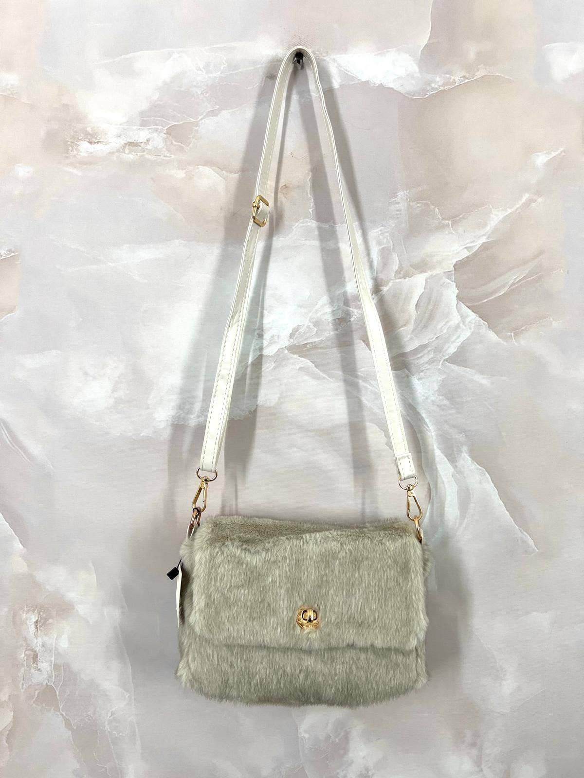 LINETA - Wholesale Crossbody Bag - Women's - SAC-3 Synthetic Fur Shoulder Bag4