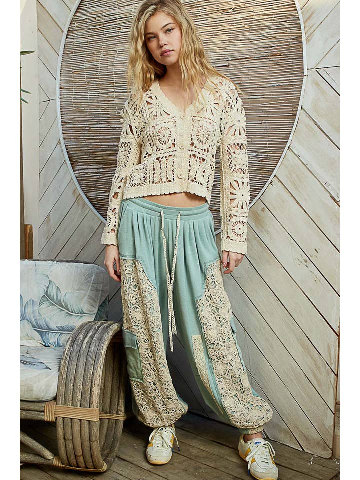 Pol Clothing - Wholesale Cardigan - Women's - V neck long sleeve cropped crochet cardigan