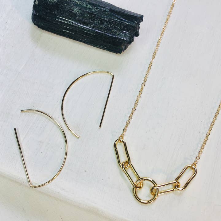 Sunday Girl by Amy DiLamarra - Wholesale Dangle Earrings - ER-311 | Half Circle 2 Way Earrings ships2