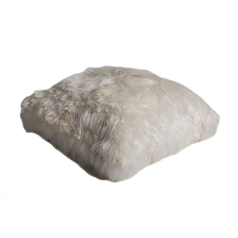 Galiatea - Wholesale Throw/Decorative Pillow - Alpaca Pillow1