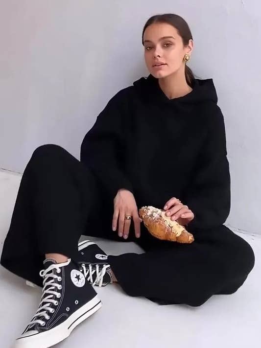 Black Loungewear Knitted Hoodie And Pants 2Pc Set
for wholesale by ONELEVEN & CO.