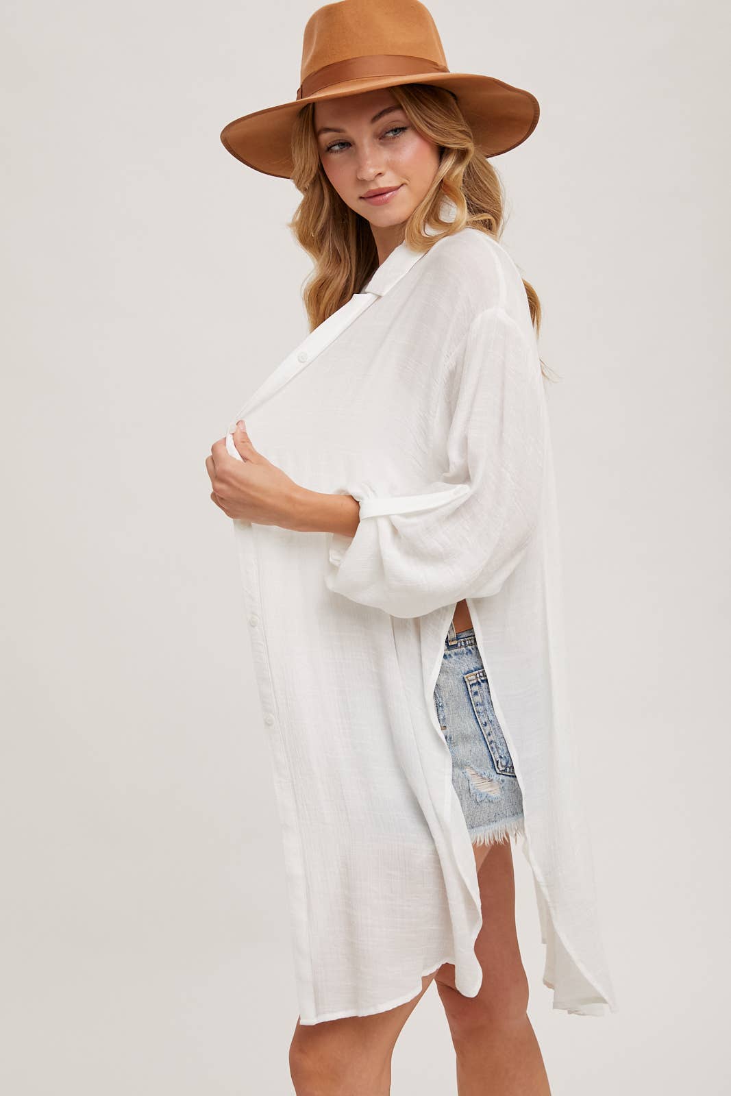 Bluivy - Wholesale Button Down Shirt - Women's - BUTTON-UP VENTED LONGLINE SHIRT37