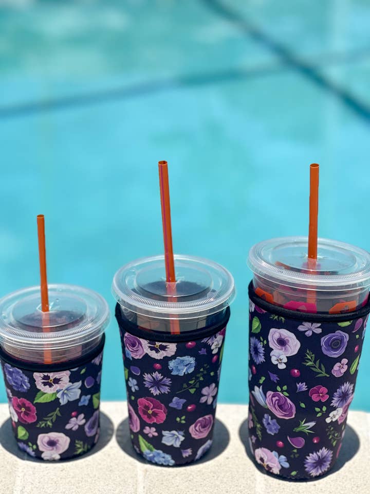 Kold kaffeholder „Pretty Flower“ for engroshandel hos Harris Girls & Co.