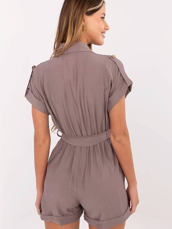 beige Gesamtmodell 213855 Italien Mode for wholesale on Faire2