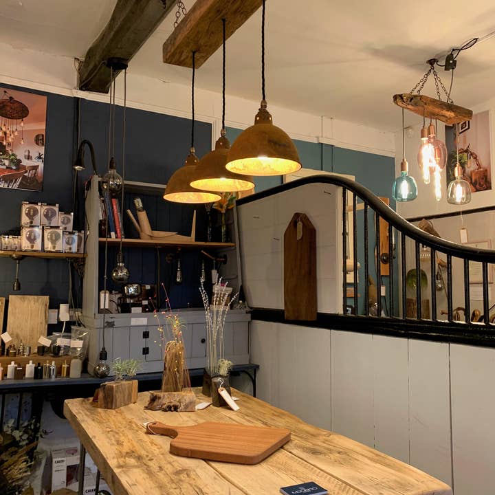 MooBoo Home – wholesale Chandelier/hanging light – Oak Beam Light with Shades1