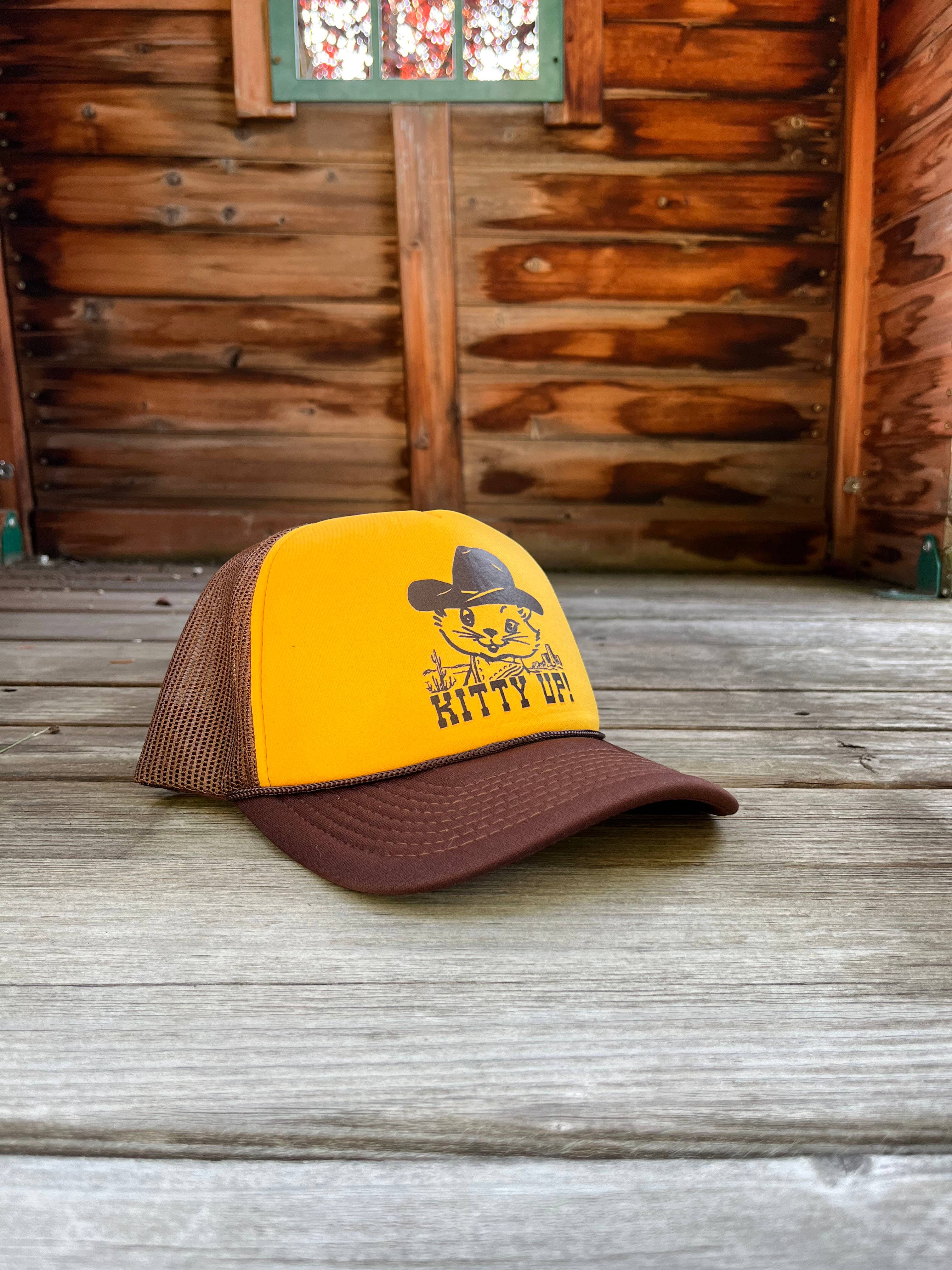 The Coin Laundry - Vente Casquette de camionneur – femme - Casquette camionneur Kitty Up pour cowgirl avec filet arrière10