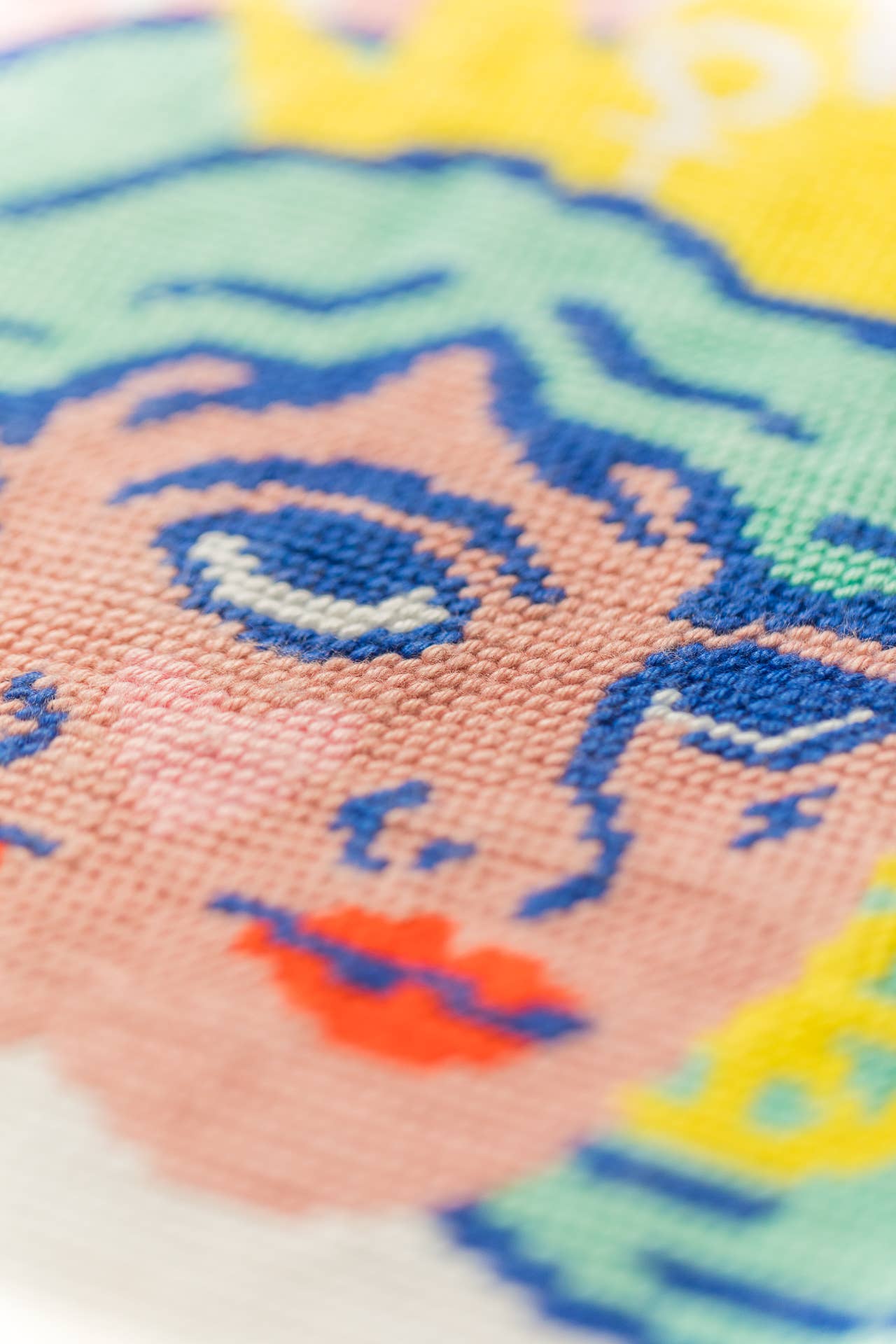 La Cour des Miracles - Wholesale Embroidery/Cross Stitch Supplies - All Empresses Canvas Kit2