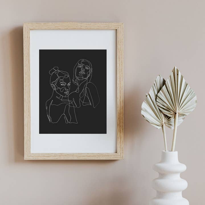 Femmes pour la vente par Oyster Art Gallery