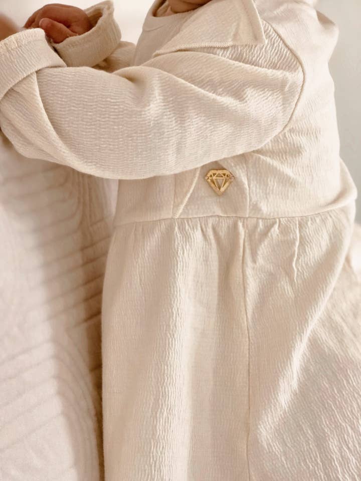 Kleines Chiq-Kleid beige für den Großhandel von Little Chiq