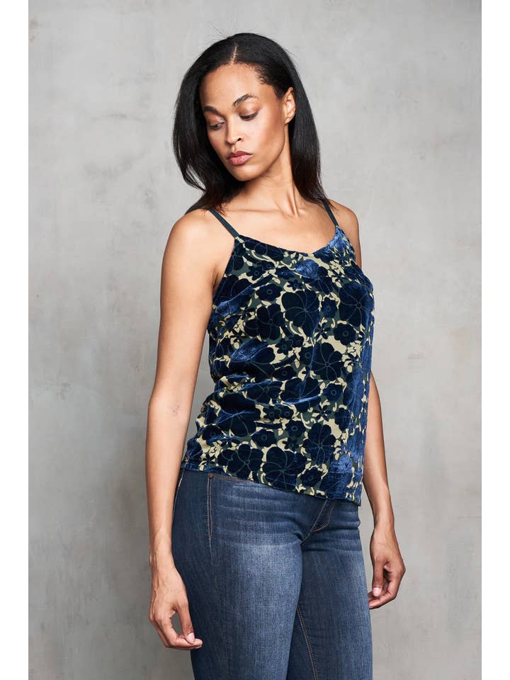 Paparazzi - Wholesale Camisole - Women's - 3579-MAT Velvet Burnout Floral Pattern Cami - Lined3