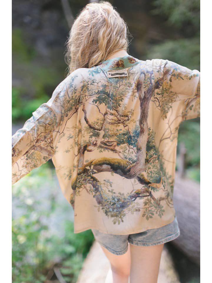 Market of Stars (USA) - Wholesale Kimono - Women's - Earth & Sky Pixie Duster Cropped Kimono w/ Trees1
