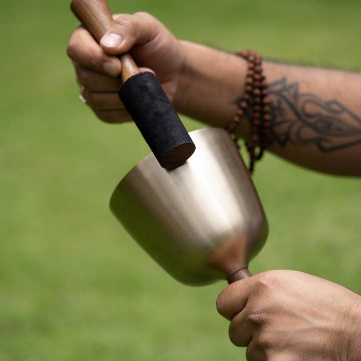 Himalayas Shop - Wholesale Meditation supplies - Singing Bowl with Handle6