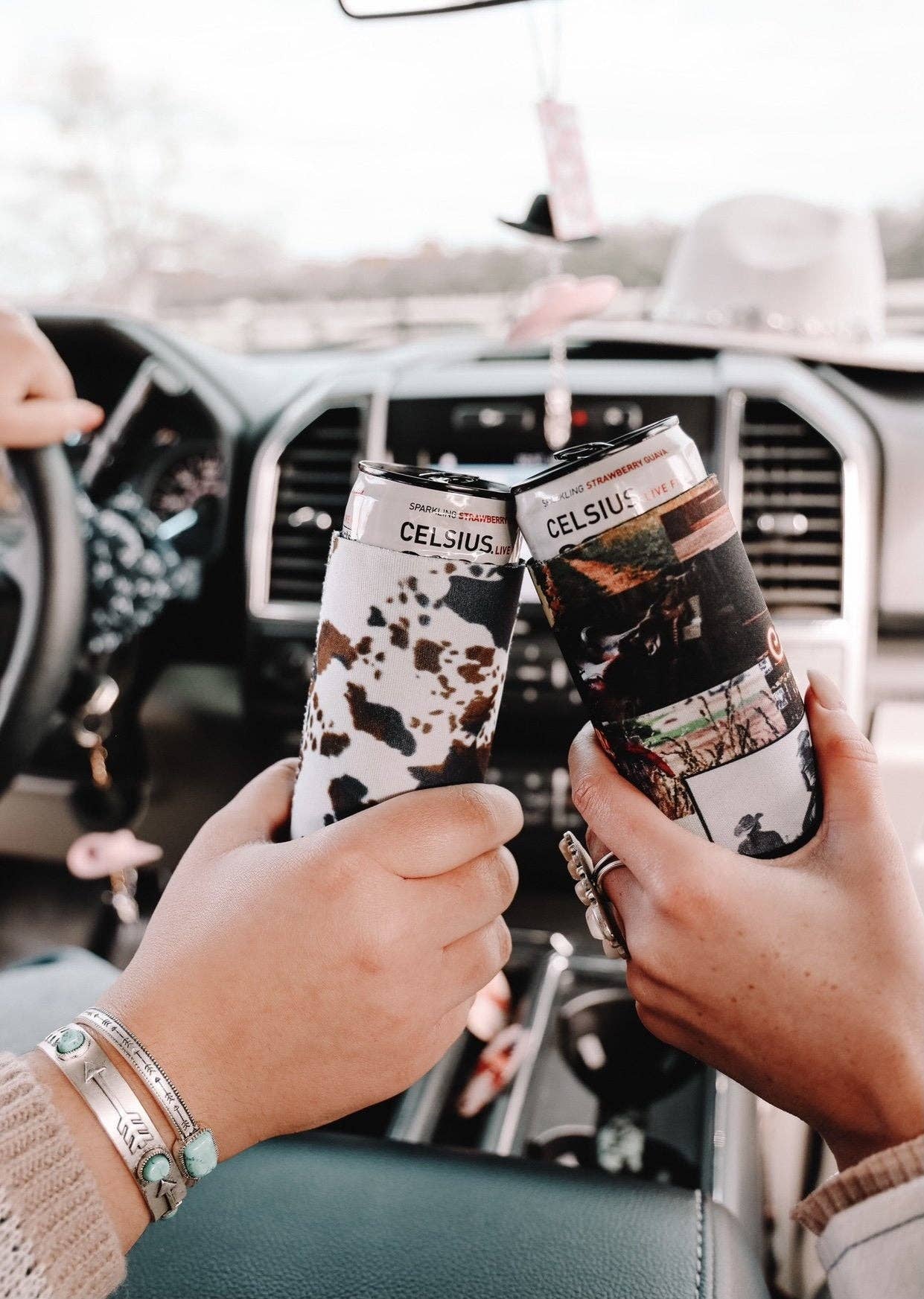 The Front Porch Label - Vente Housses de boisson - Lot de 2 grands cookies Cowboy Collage6