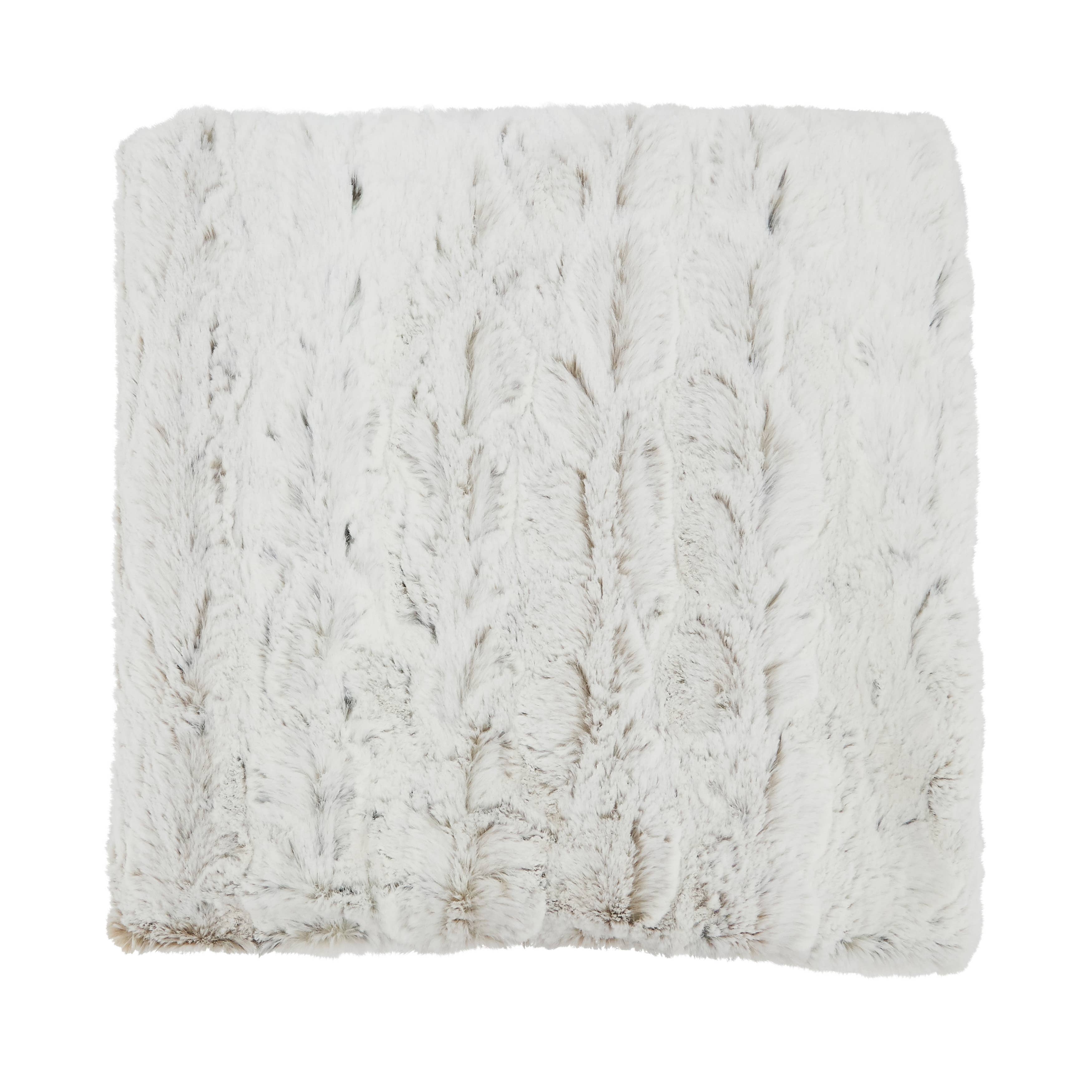 Natural Faux Fur Throw for wholesale on Faire0