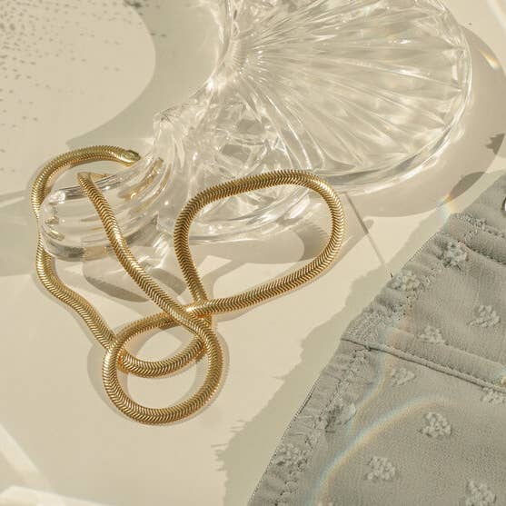 La chaîne Vagary pour la vente par Milk and Rose