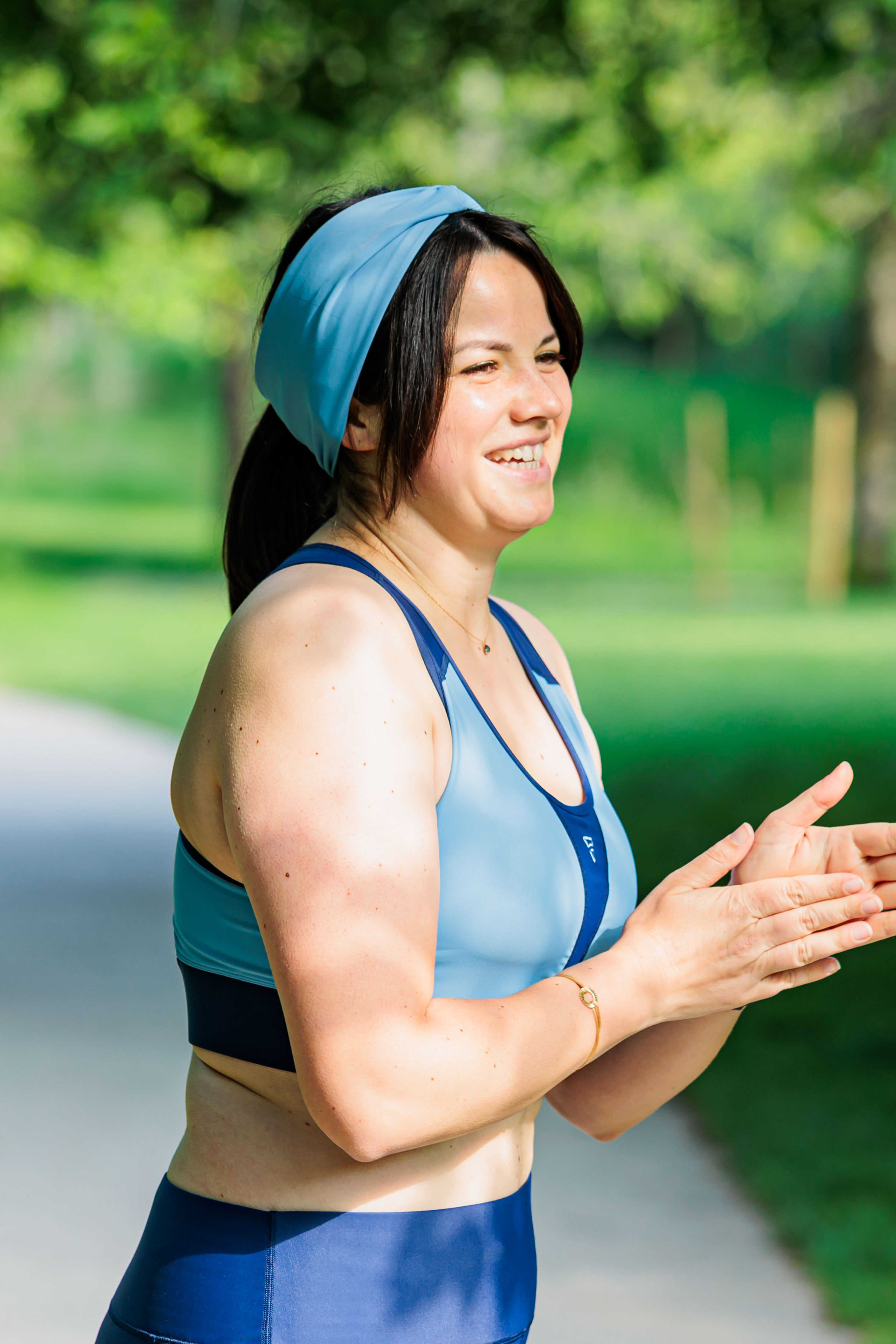 Bosbes Dames sporthoofdband "Blueberry" – Licht en stijlvol, milieuvriendelijk voor groothandel op Faire1