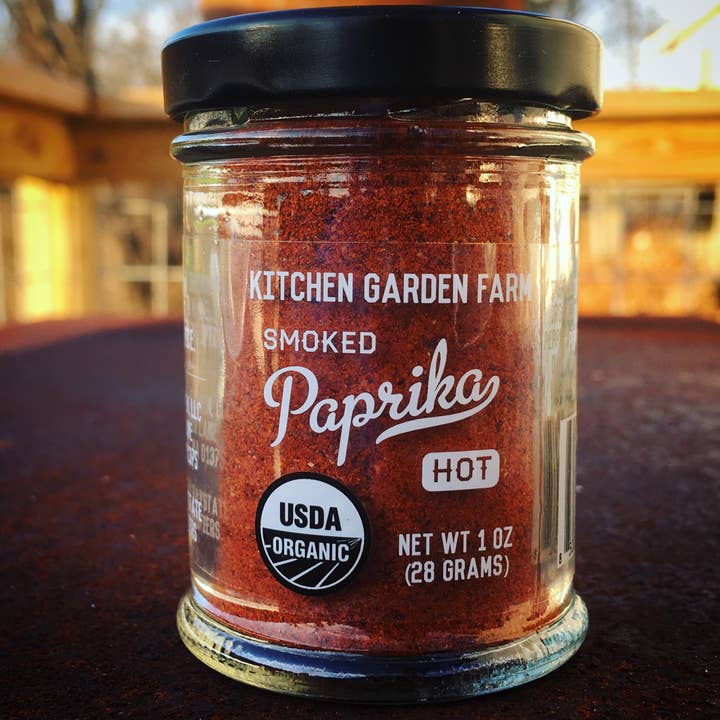 Biologisch gerookt paprikapoeder, heet voor wholesale door Kitchen Garden Farm