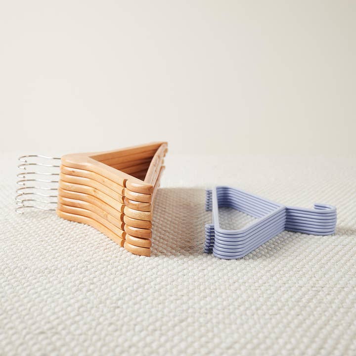 Bieco Spielwaren - Wholesale Clothes Hangers - CLOTHES HANGER 8-PIECE SET LILAC7