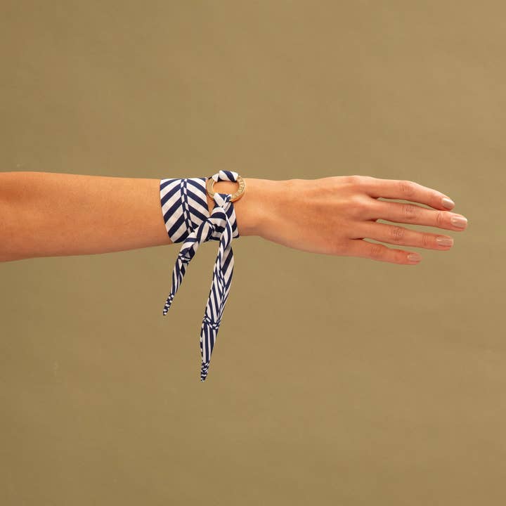 COFFRET CADEAU BRACELET À CHEVRONS pour la vente par Silk and River