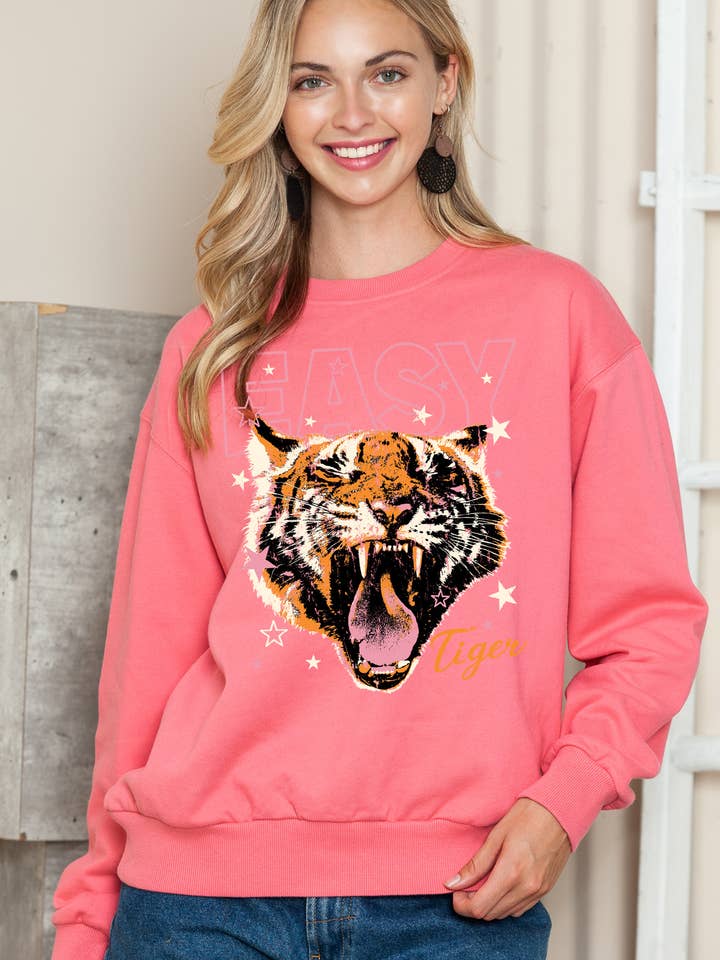 BT8443-SC- Pull-over à imprimé graphique tigre pour femme pour la vente par BouTeeQue Closet