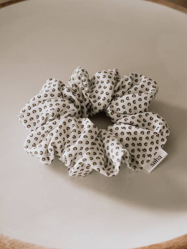 Polka dot scrunchie for engroshandel hos Boutique Soha