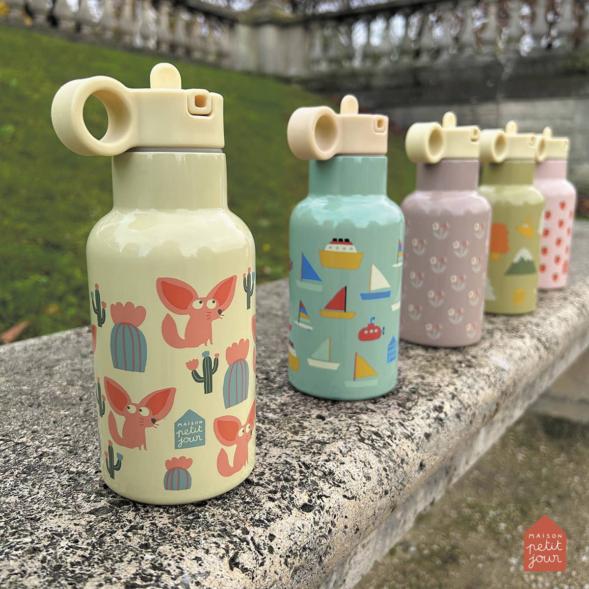 Petit Jour Paris - Wholesale Water Bottle - BT793R SMALL INSULATED WATER BOTTLE FOR BOATS (0.35L)4