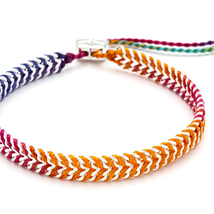 Iztac Tropical Ombré Silberfarbenes geflochtenes Armband für den Großhandel von Boho Betty