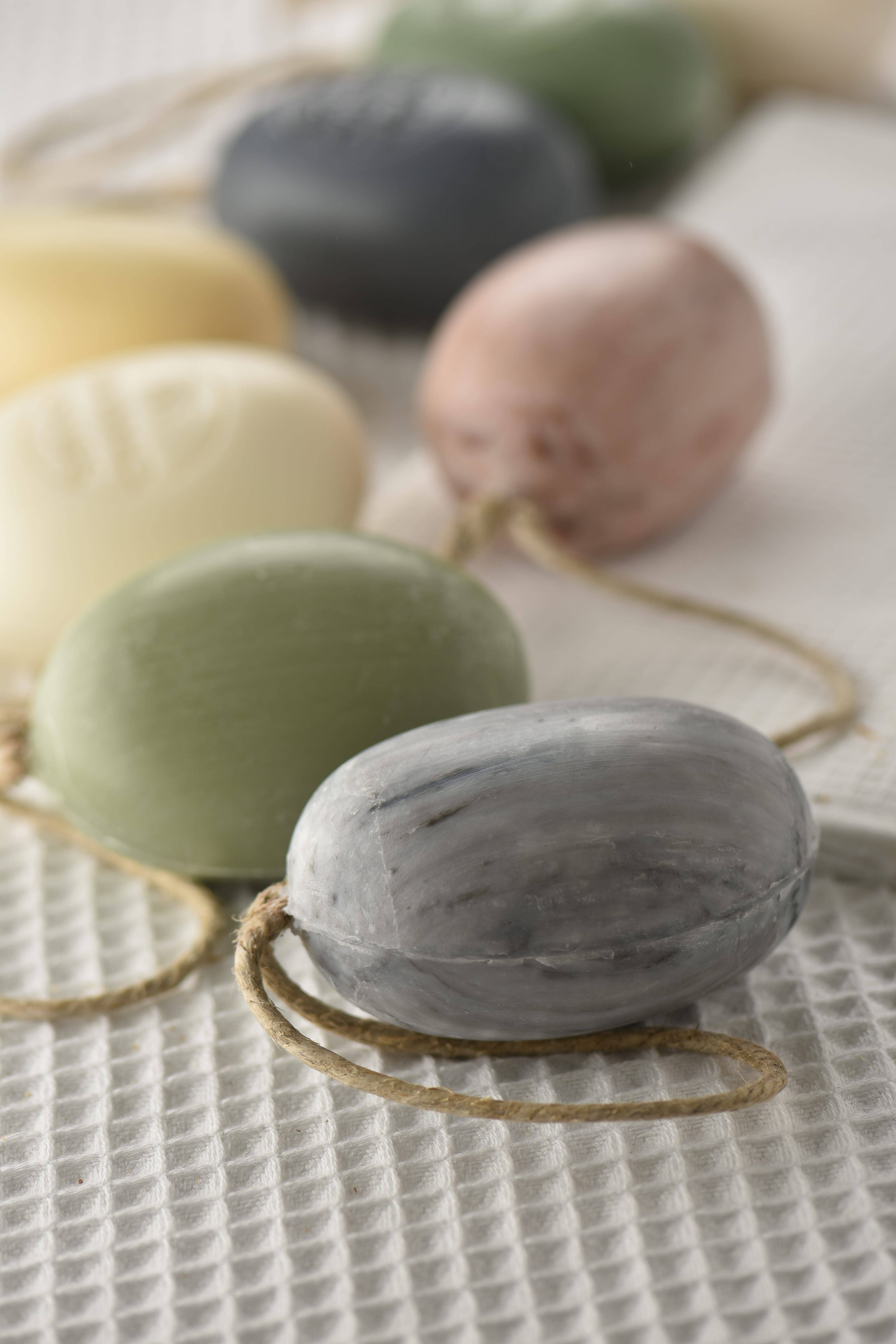 MAITRE SAVONITTO – wholesale Foot scrub/polish – Exfoliating Foot Soap2