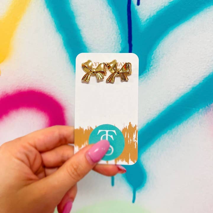 Taylor Shaye Designs - Wholesale Knopjes/oorstekers - Ellie Bow Studs1