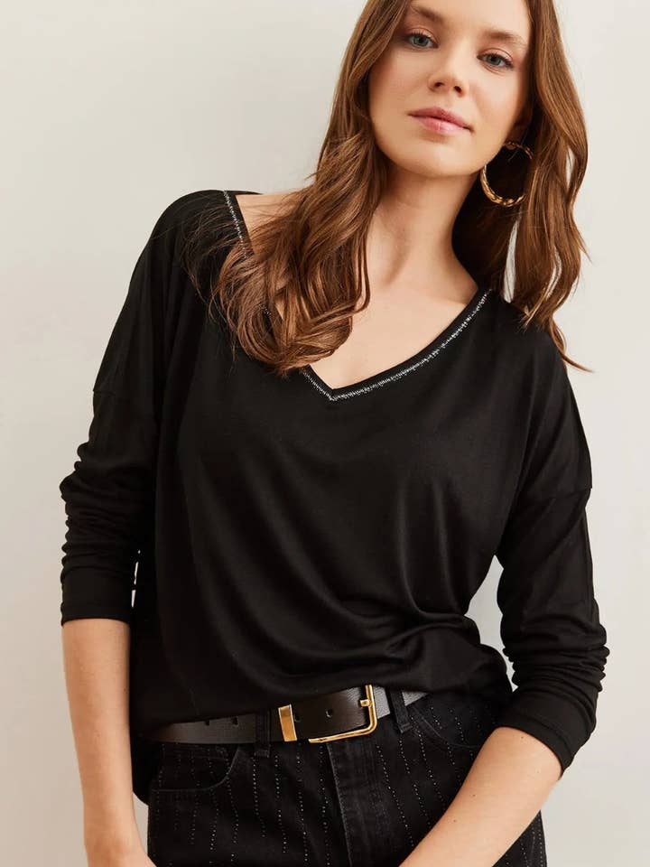 V-Neck Viscose Blouse with Silver Stitching Details for wholesale by Hoxton Gal