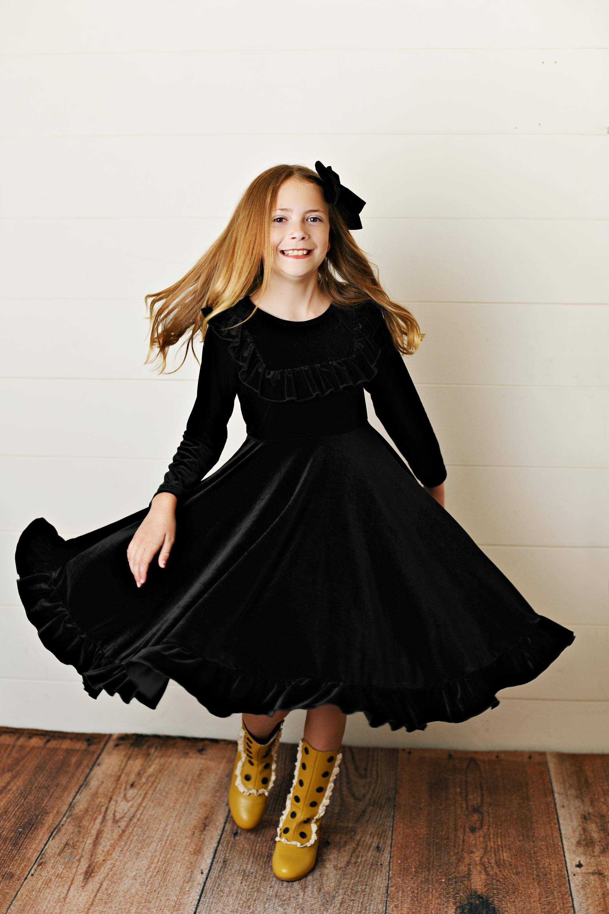 Adorable Sweetness - Wholesale Dress - Kids - Kids Black Velvet Ruffle Fancy Winter Christmas Party Dress3